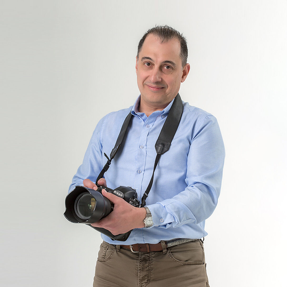 Manuel Serrano - 1152x1440pxok-copia.jpg